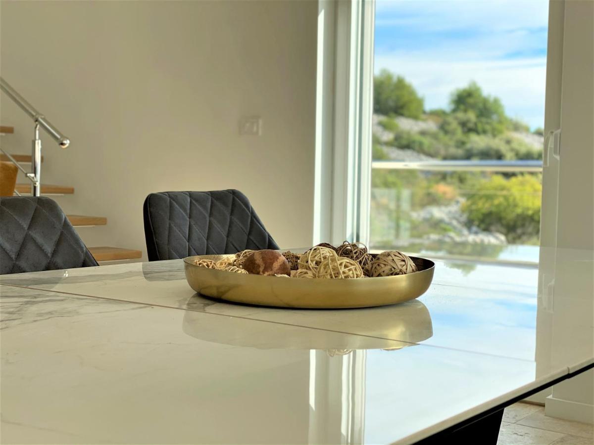 Villa M - Your Business & Holiday Apartment In Шибеник Экстерьер фото