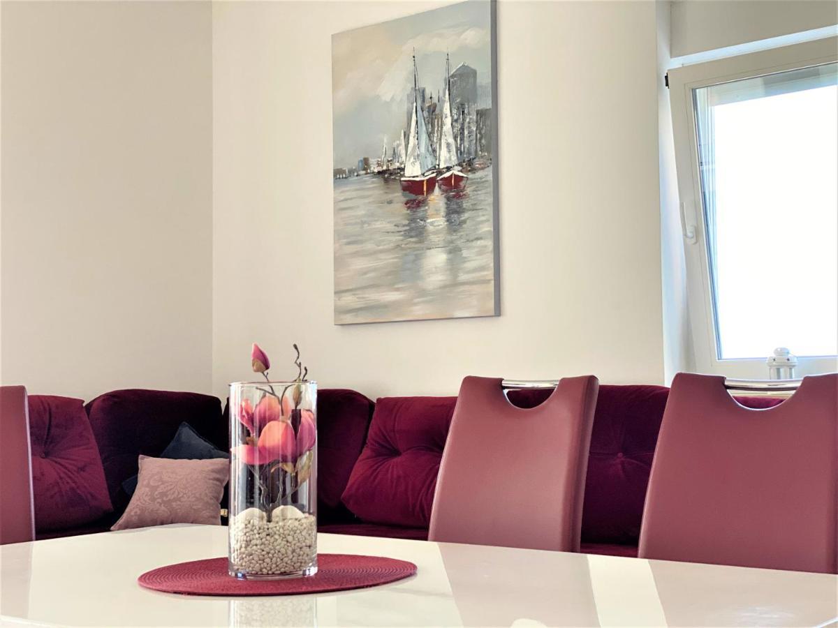Villa M - Your Business & Holiday Apartment In Шибеник Экстерьер фото