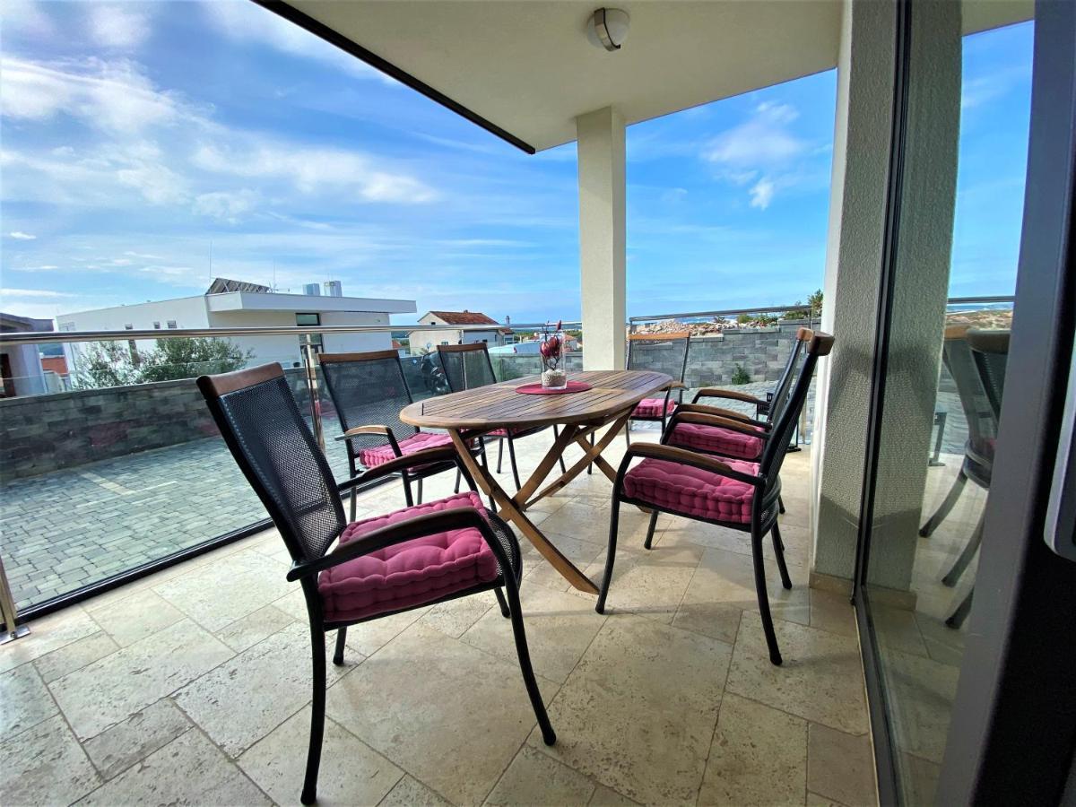 Villa M - Your Business & Holiday Apartment In Шибеник Экстерьер фото