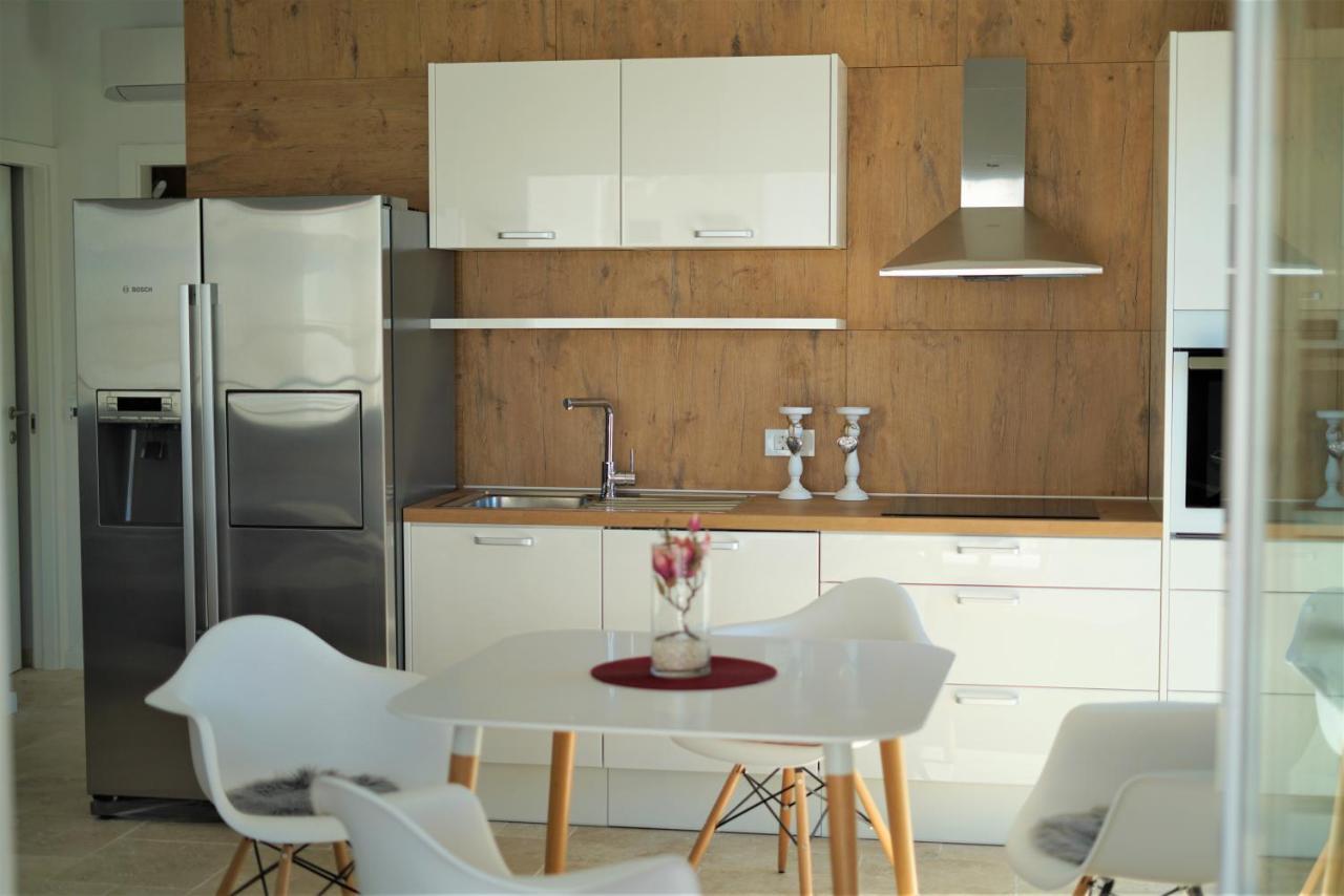 Villa M - Your Business & Holiday Apartment In Шибеник Экстерьер фото
